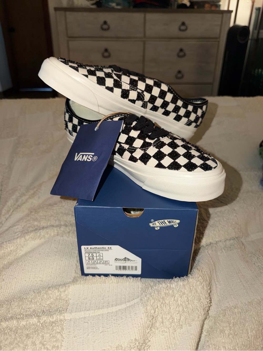 Vans Women’s 9 Checkerboard Beaded Low-Top Sneakers NWT